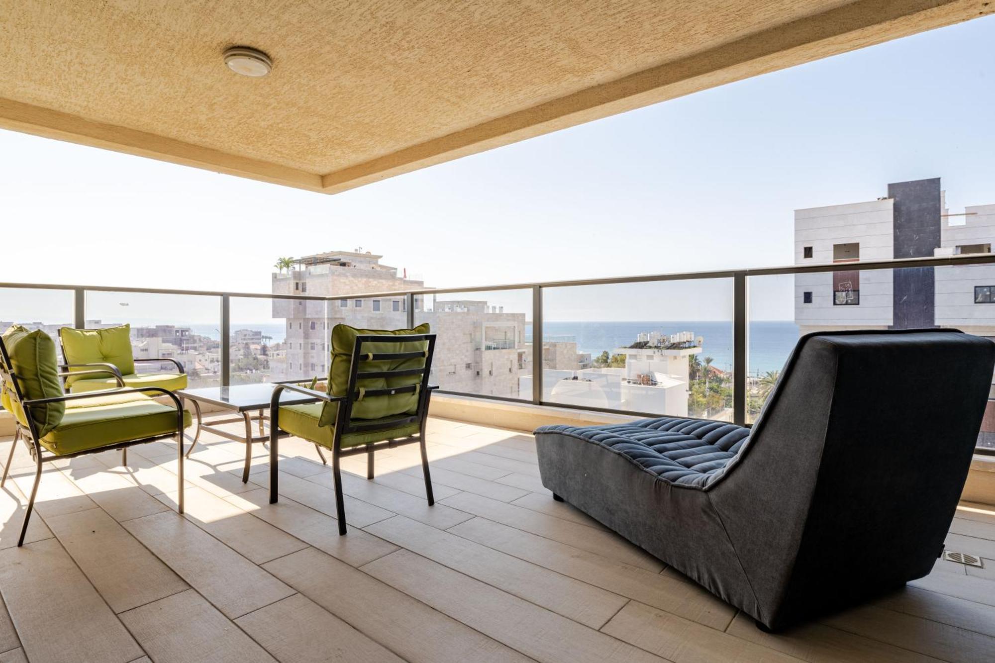 Balfour Sea View City Center Nahariya Eksteriør billede