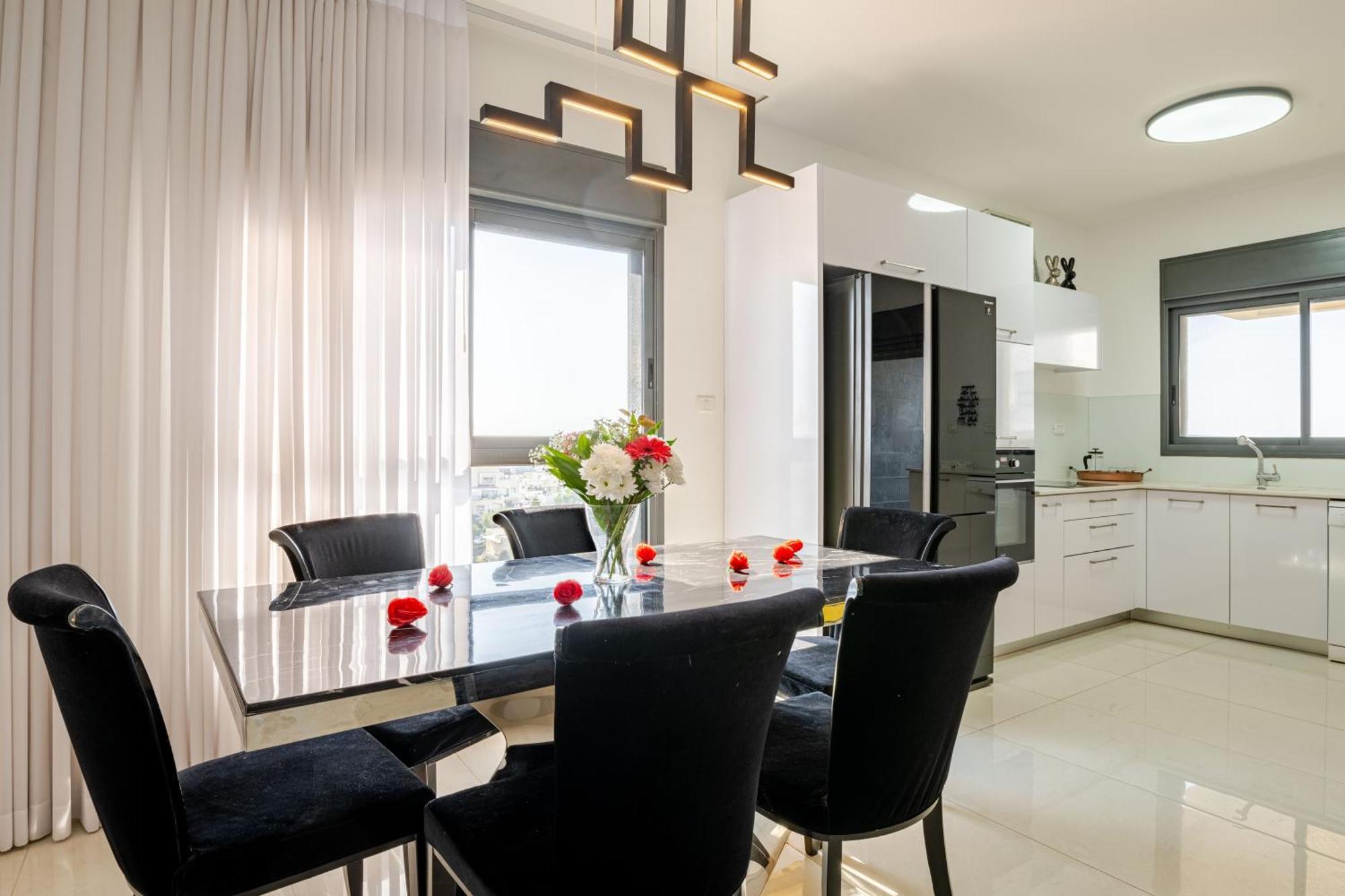 Balfour Sea View City Center Nahariya Eksteriør billede