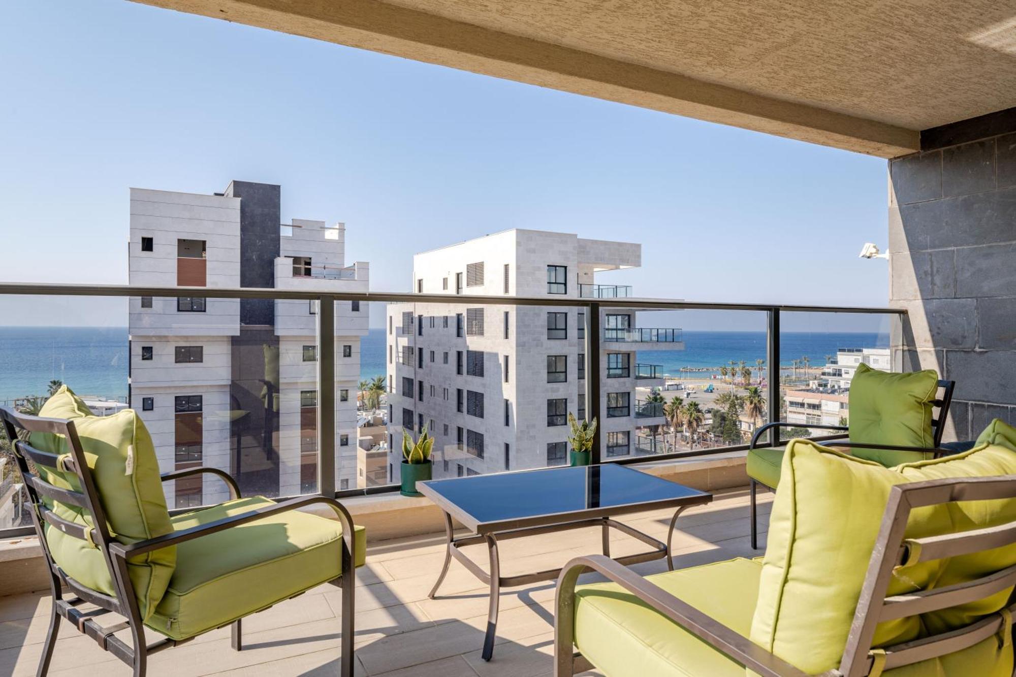 Balfour Sea View City Center Nahariya Eksteriør billede