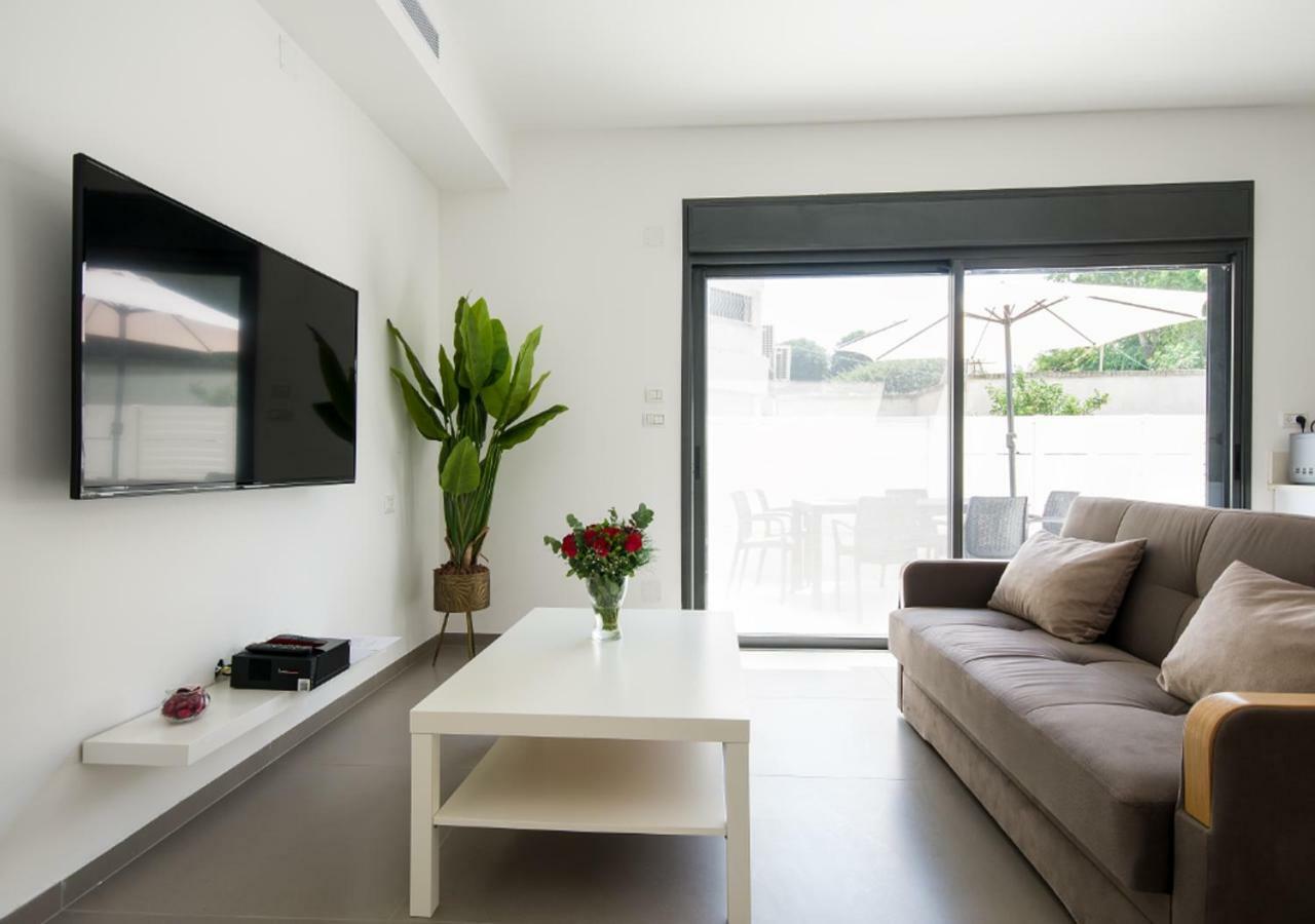 Balfour Sea View City Center Nahariya Eksteriør billede