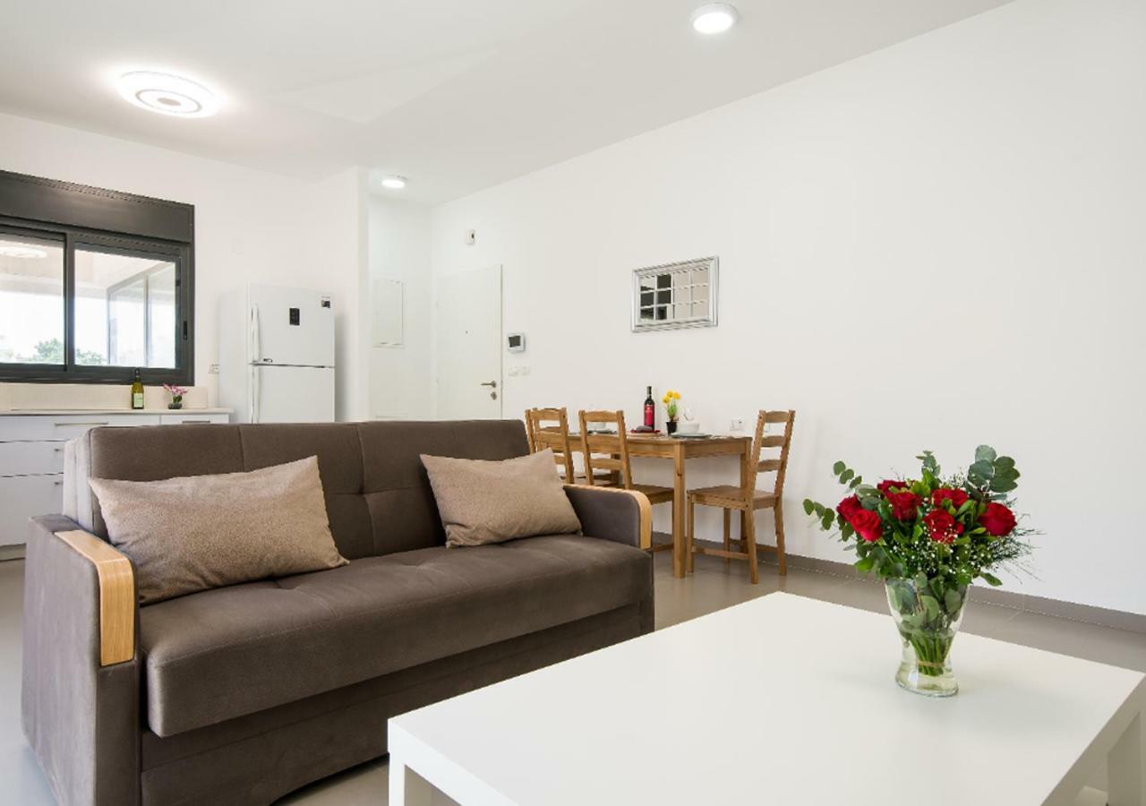 Balfour Sea View City Center Nahariya Eksteriør billede